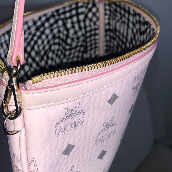 Visetos pink Mcm side bag.